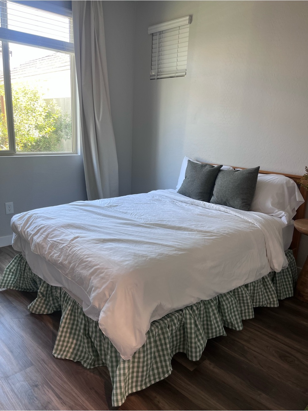 Vintage Westpoint Gingham Bedskirt Full size